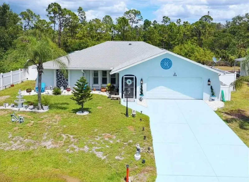 364 Macarthur Dr, FL