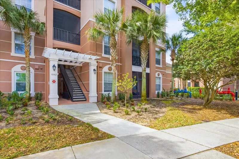 8302 Portofino Dr #101, FL
