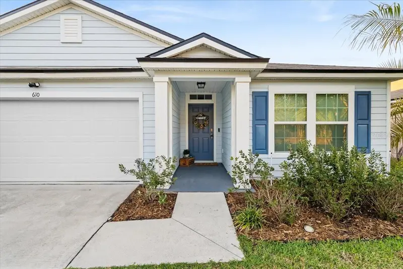 610 Grand Reserve Dr, FL
