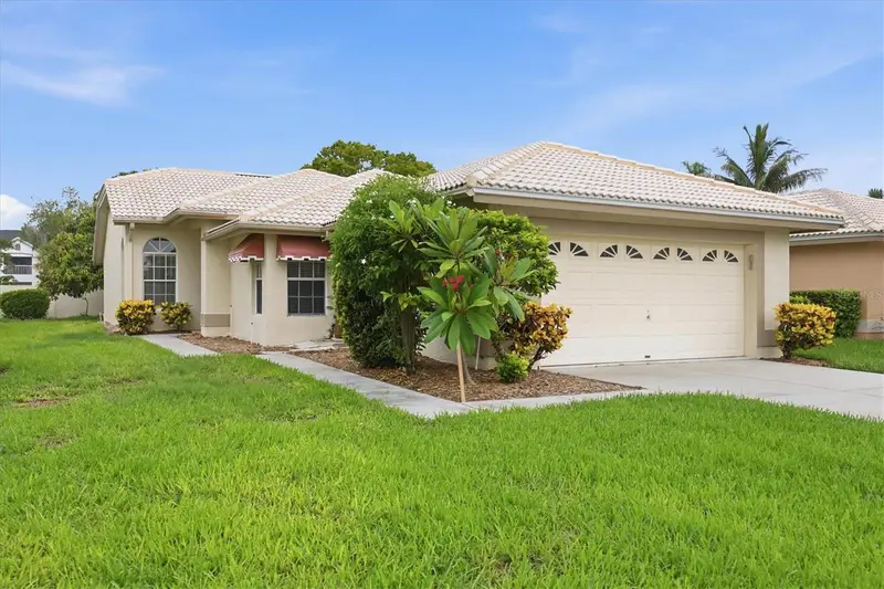 4738 Dundee Dr, FL