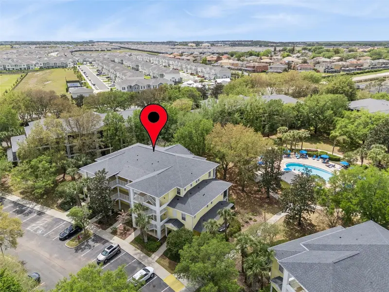 810 Lucaya Loop, FL
