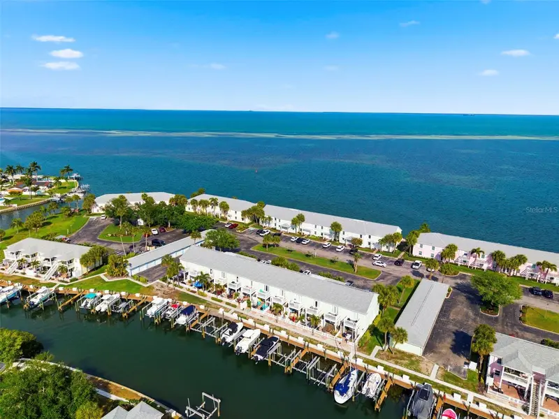 4751 Coquina Key Dr Se, FL