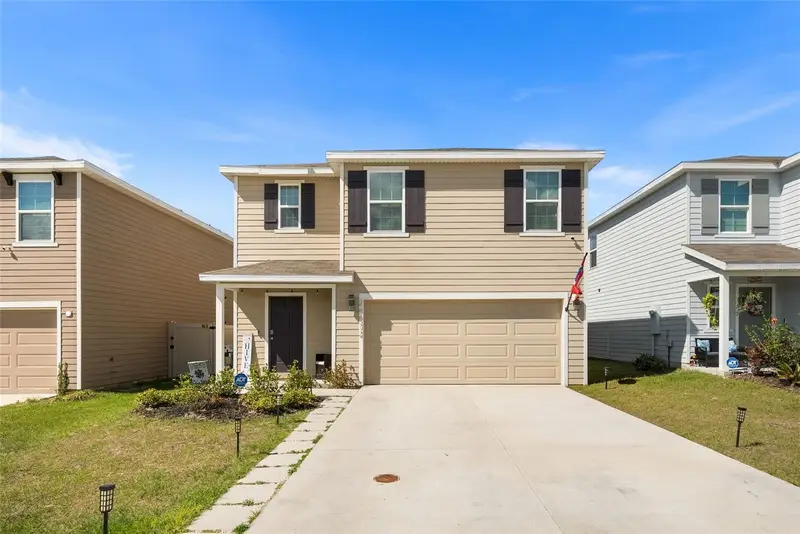 24672 Nw 11th Pl, FL