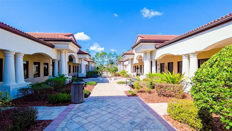 8946 77th Ter E, FL
