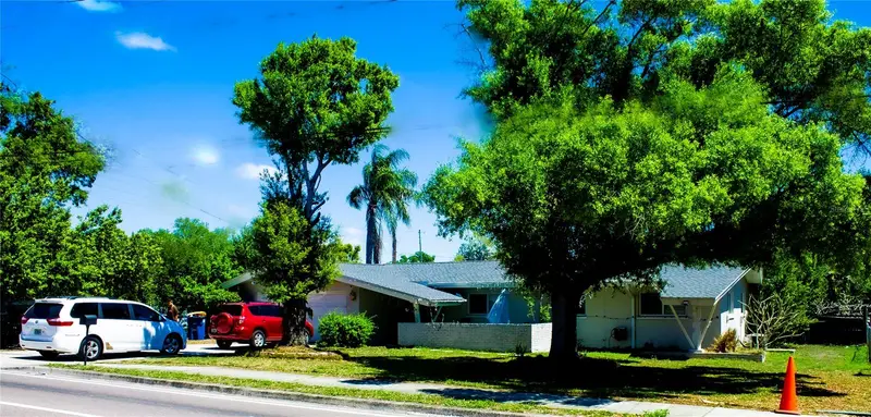 805 S Keene Rd, FL