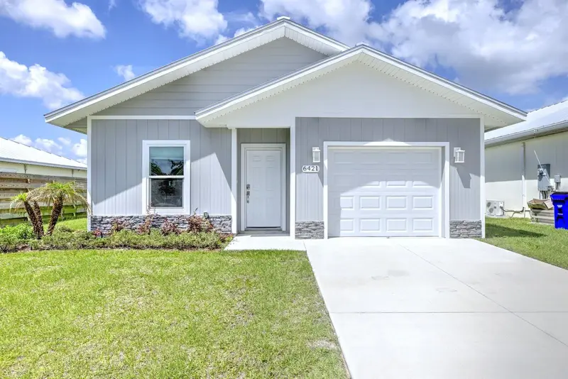 6421 Okinawa Ave, FL