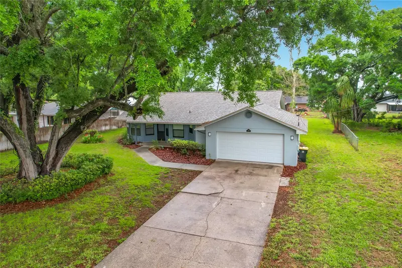 109 South Ct, FL