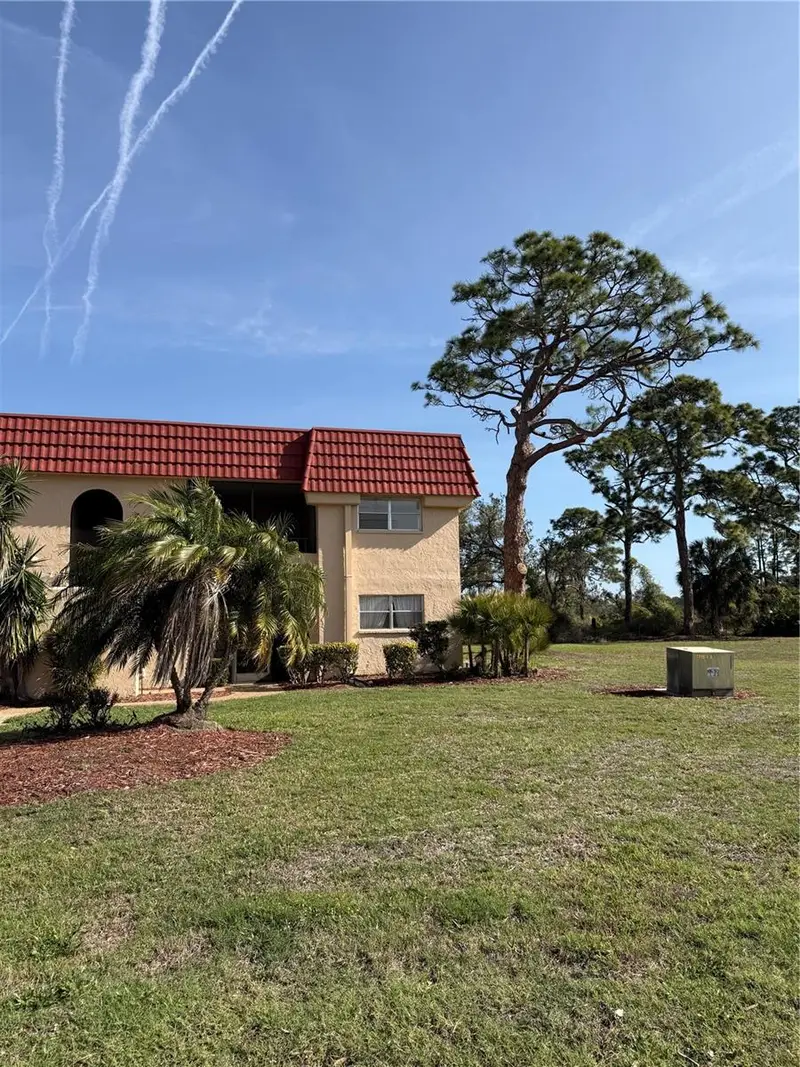 203 Rubens Dr #H, FL
