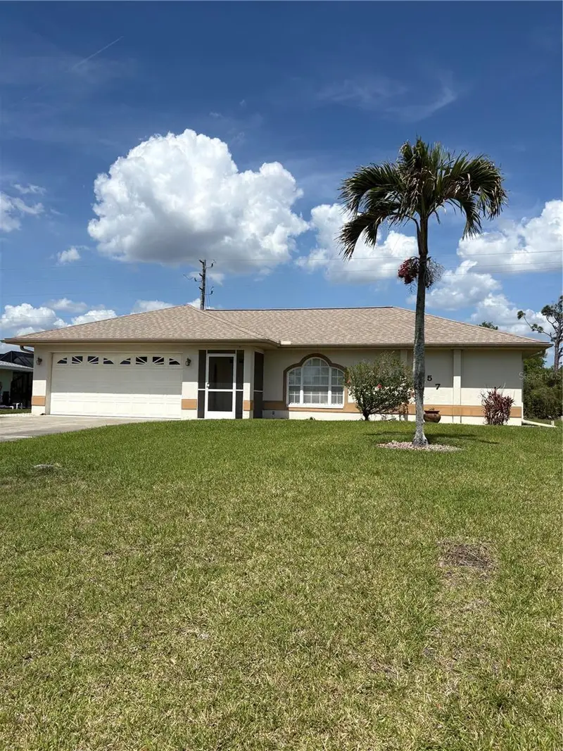 157 Annapolis Ln, FL