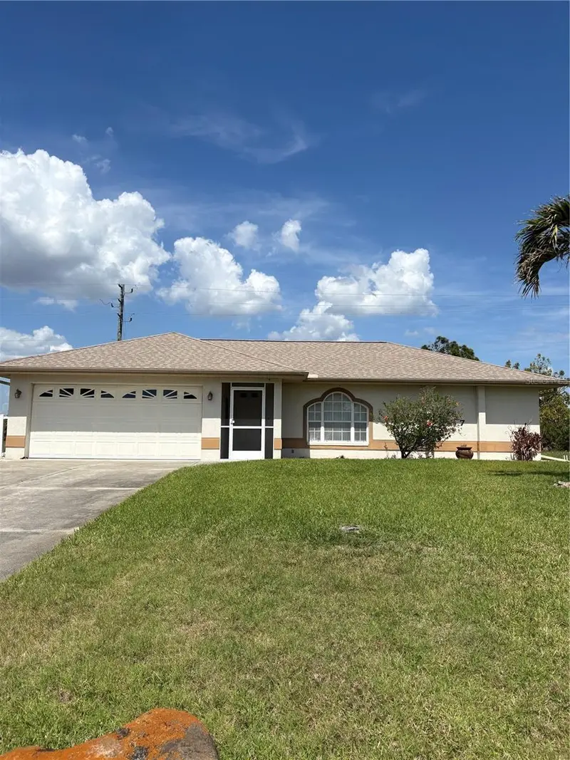 157 Annapolis Ln, FL