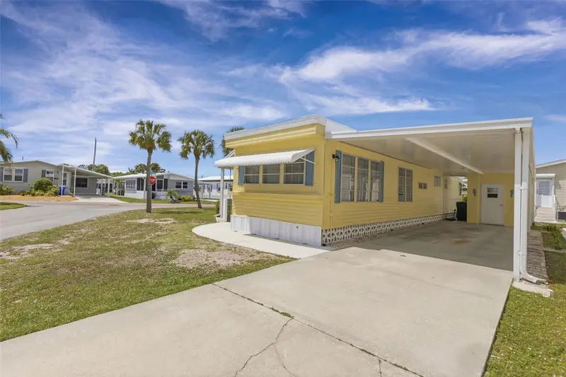 802 Turf, FL
