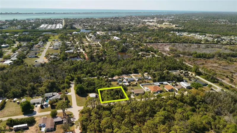 746 Palmetto St, FL