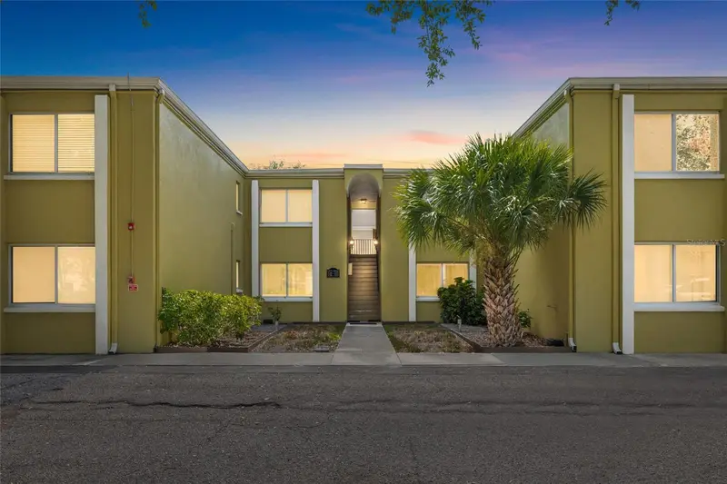 3206 W Azeele St #227, FL