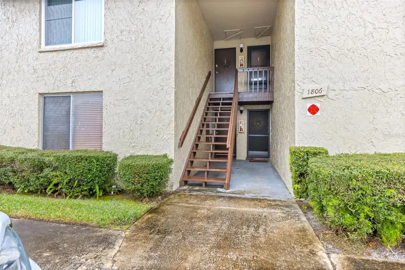 4215 E Bay Dr #1806d, FL