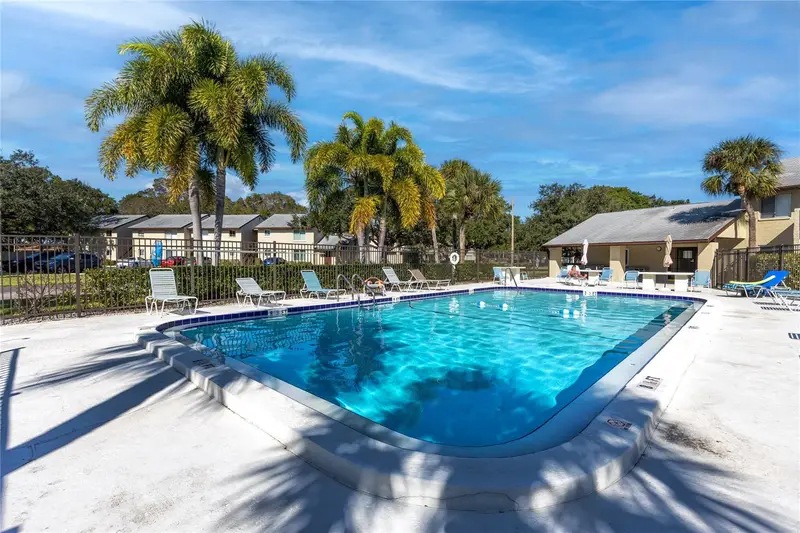 4215 E Bay Dr #1806d, FL