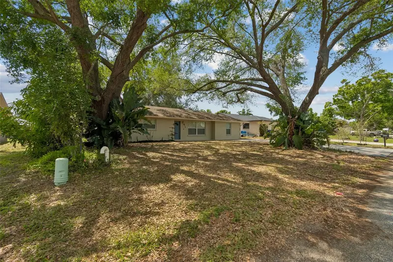 4018 Prado Dr, FL