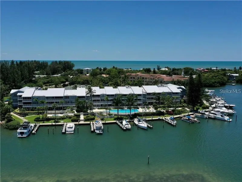 615 Dream Island Rd #107, FL