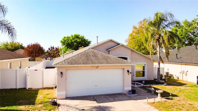 233 Verbena St, FL