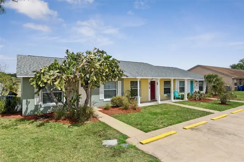 220 Ridgecrest Loop, FL