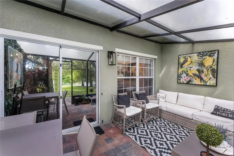 2311 Caravelle Cir, FL
