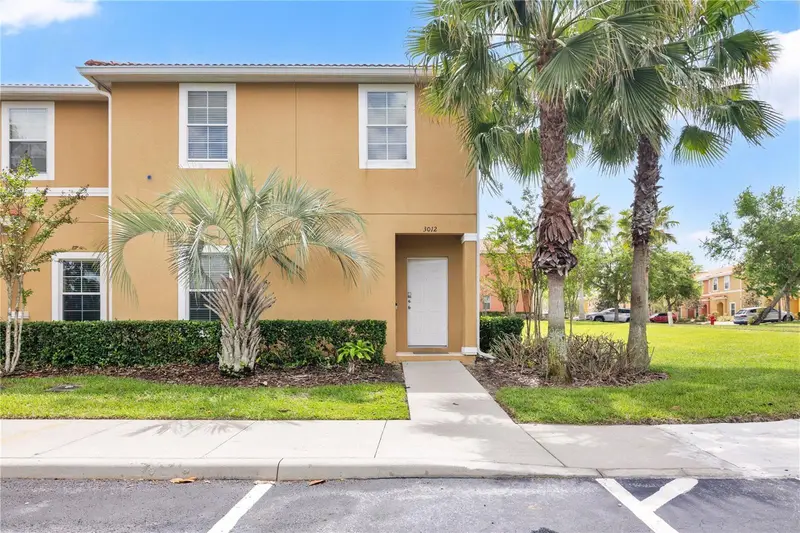 3012 Secret Lake Dr, FL