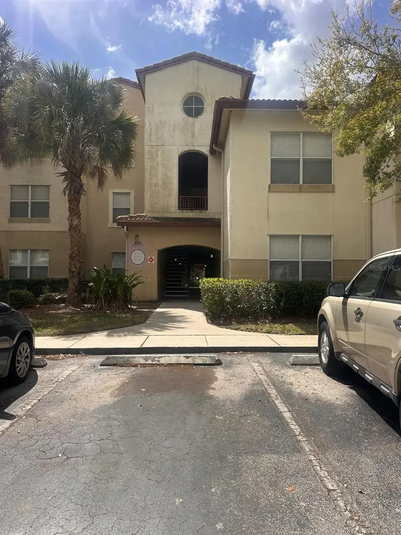 820 Camargo Way #207, FL