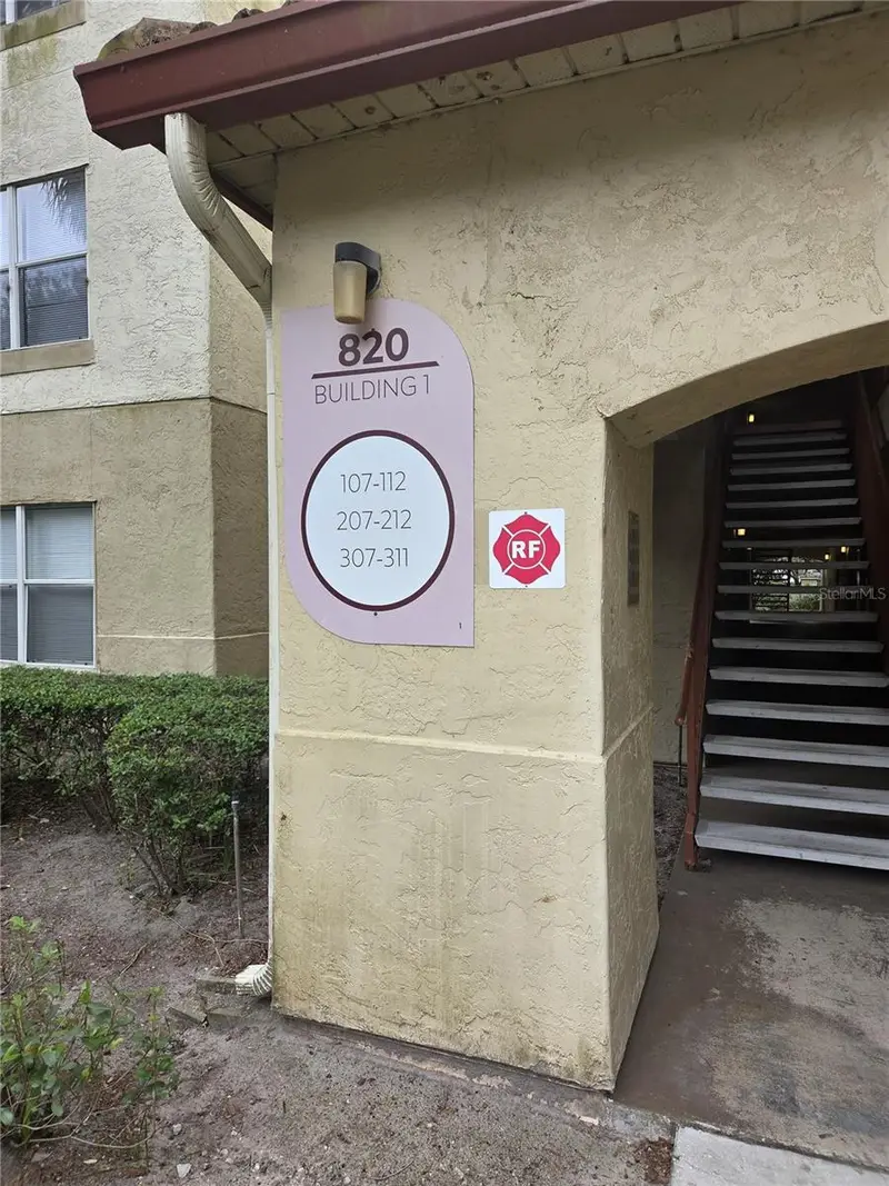 820 Camargo Way #207, FL