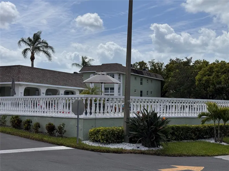 1250 S Pinellas Ave #804, FL