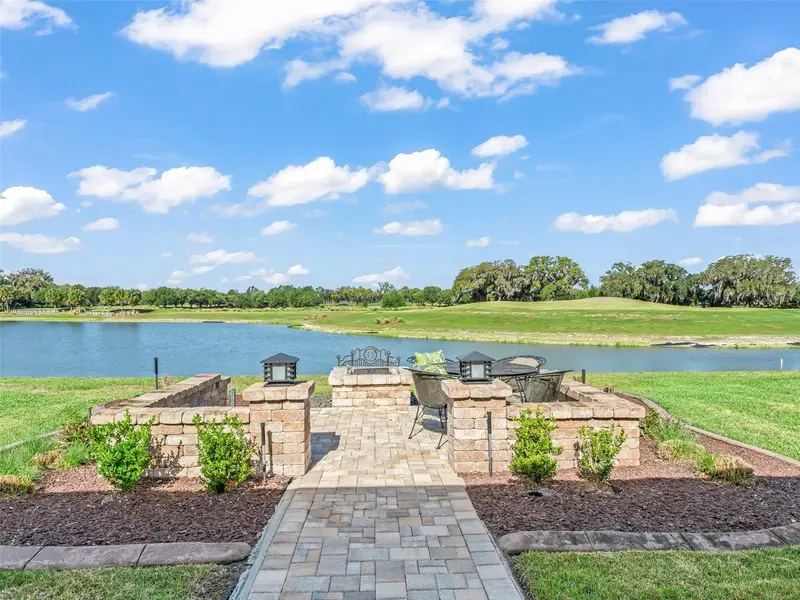 1477 Blease Loop, FL