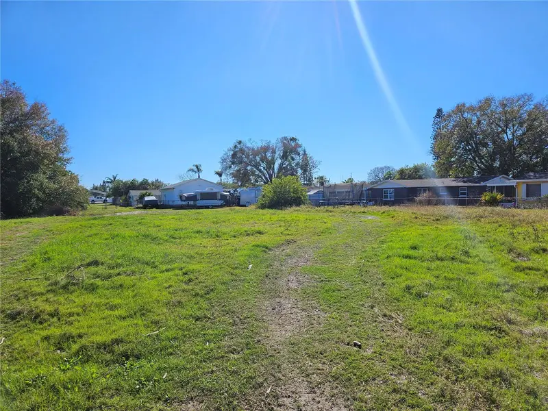 1754 Solar Dr, FL