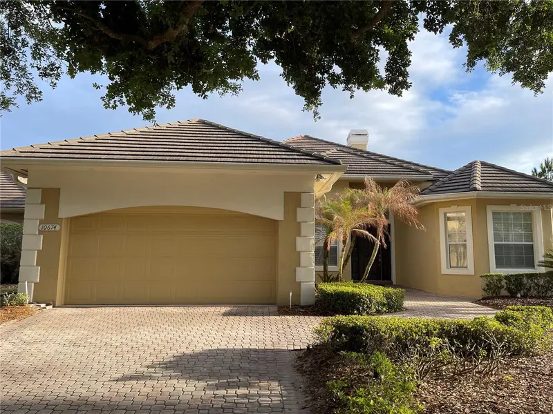 10674 Woodchase Cir, FL