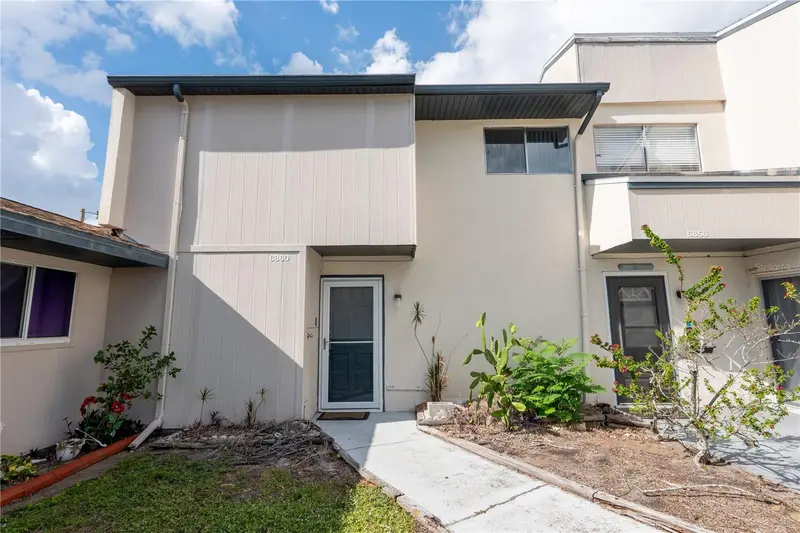 6860 Whitman Ct #32b, FL