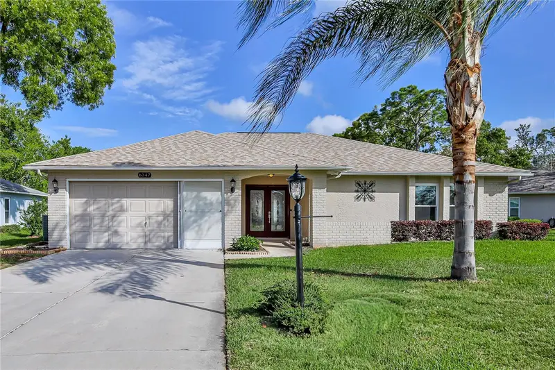 6347 Darien Way, FL
