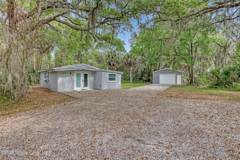 4325 N Highway 1, FL