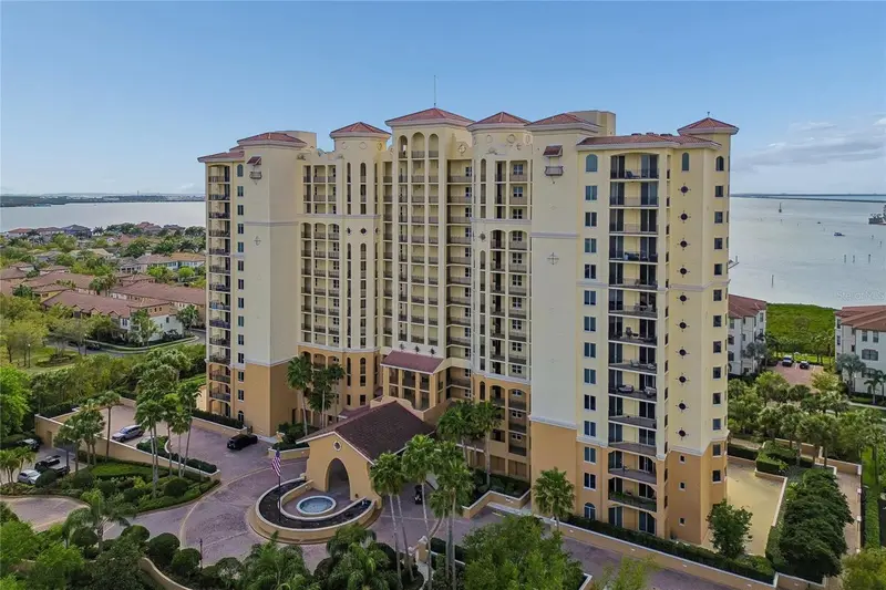 5823 Bowen Daniel Dr #1103, FL