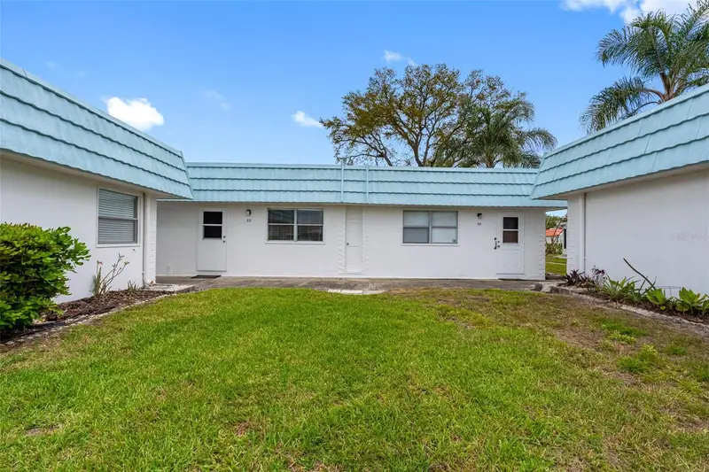 1801 Bedford Ln #33, FL