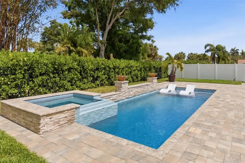 1450 Strada D Oro, FL