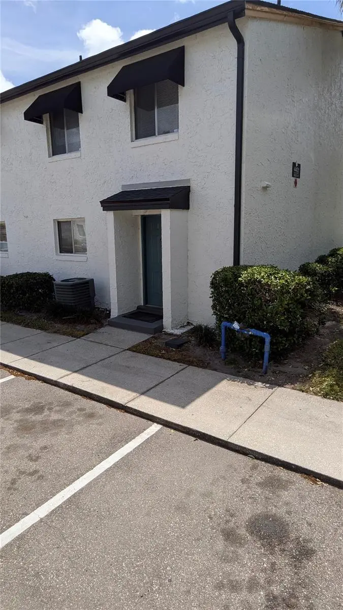 4401 S Semoran Blvd #9, FL