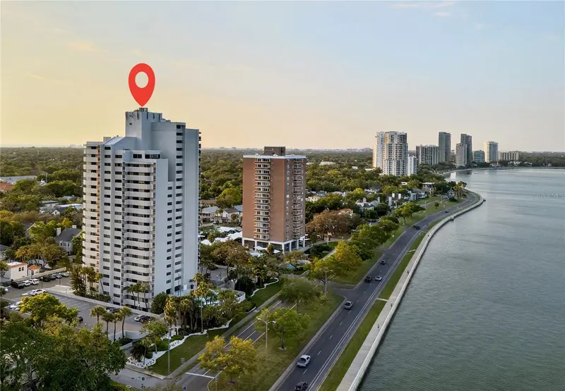 4141 Bayshore Blvd #2001, FL