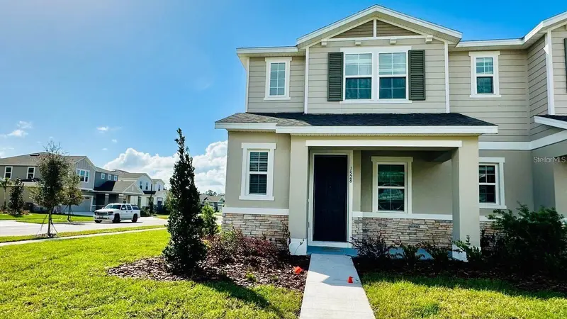 1528 Erin Breeze Ln, FL