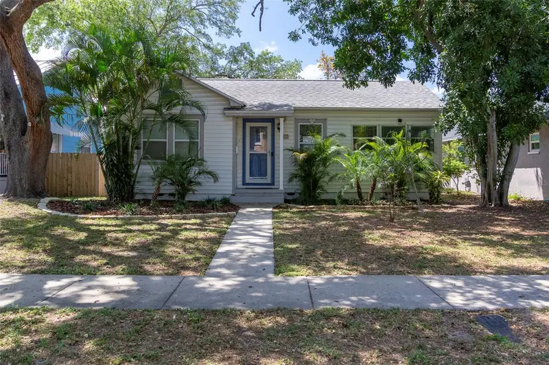 2180 7th Ave N, FL