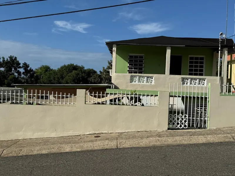 Calle A 286 Comunidad Santa Rosa, PR