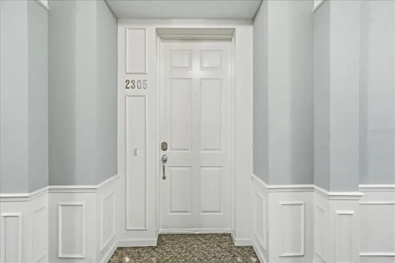 7903 Seminole Blvd #2305, FL