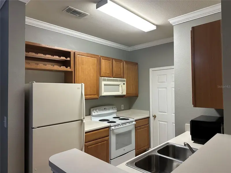 18302 Bridle Club Dr #18302, FL