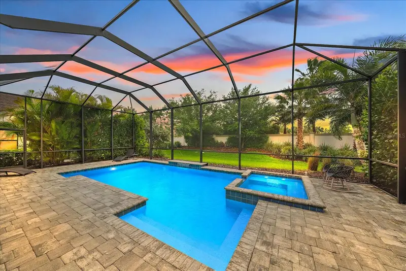 208 Corelli Dr, FL