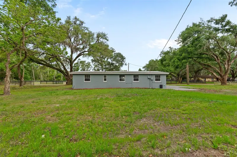15226 Valdosta Rd, FL