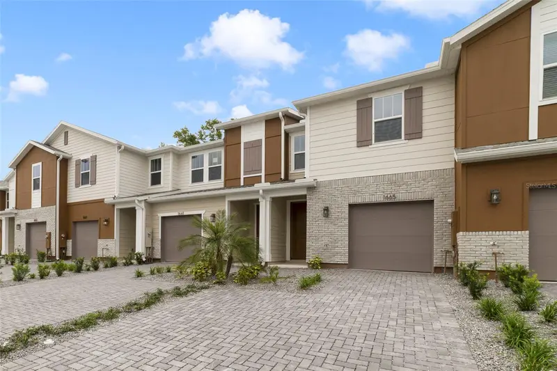 1665 Greenleaf Woods Cv, FL