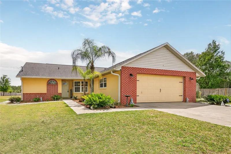 23440 Oak Ln, FL