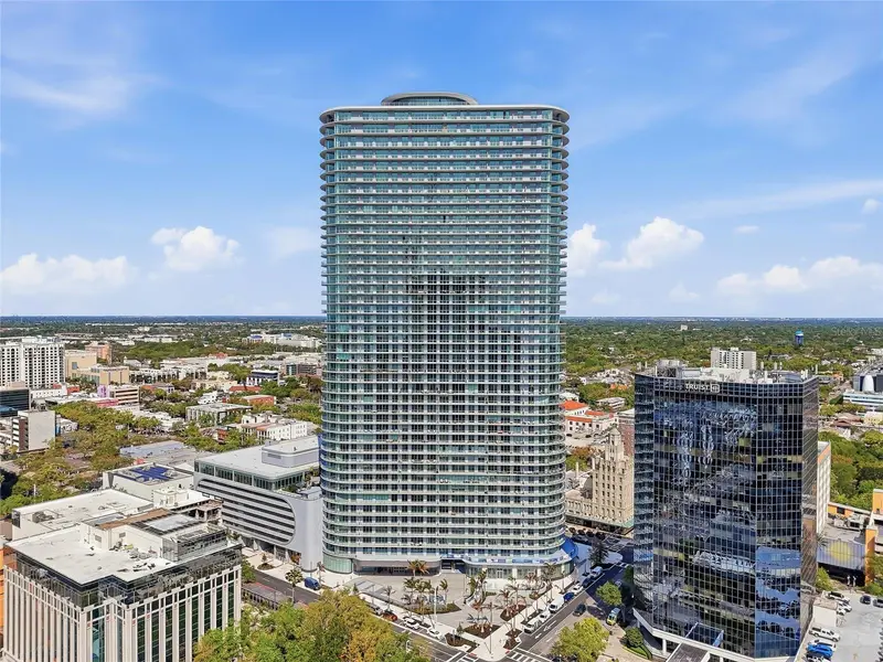 400 Central Ave #301, FL
