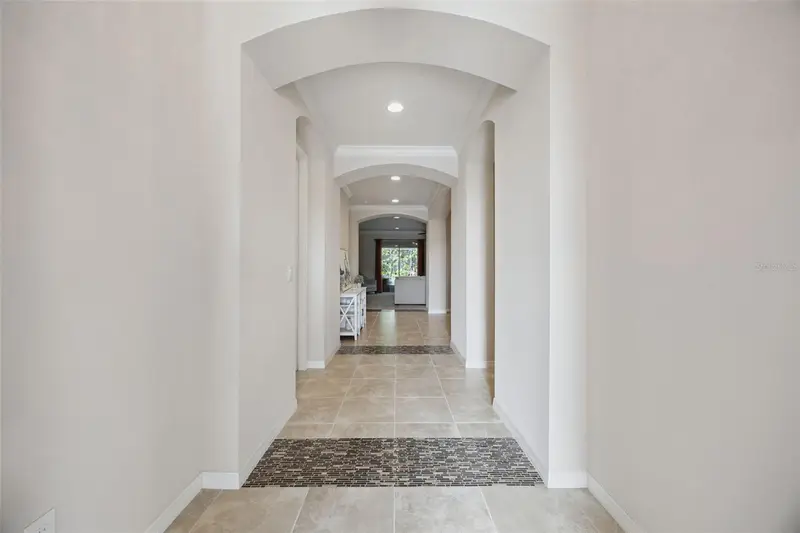 588 Autumn Ash Dr, FL